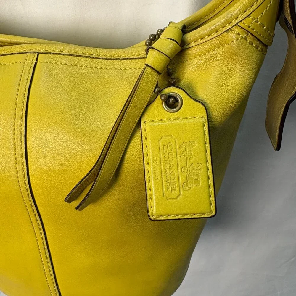 Coach Yellow Leather Shoulder Bag Hobo Purse Glove Leather Plaid Lining Y2K - Picture 2 of 9